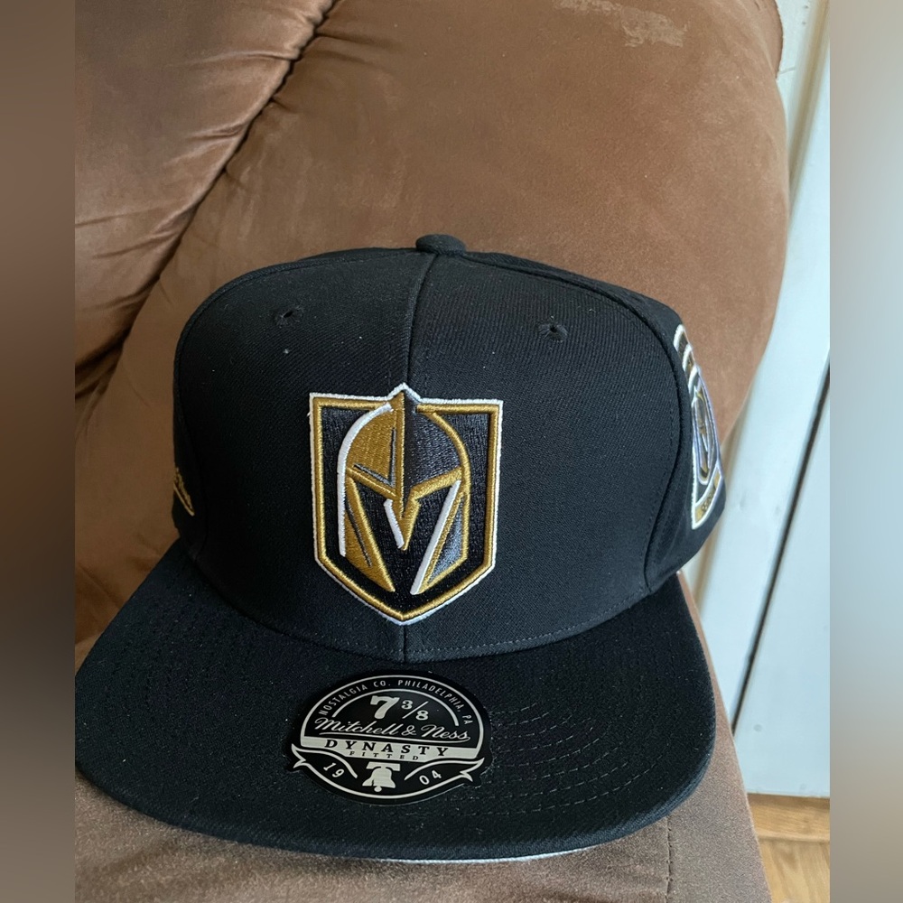 Las Vegas golden Knights Mitchell & Ness NHL fitted hat 7 3/8